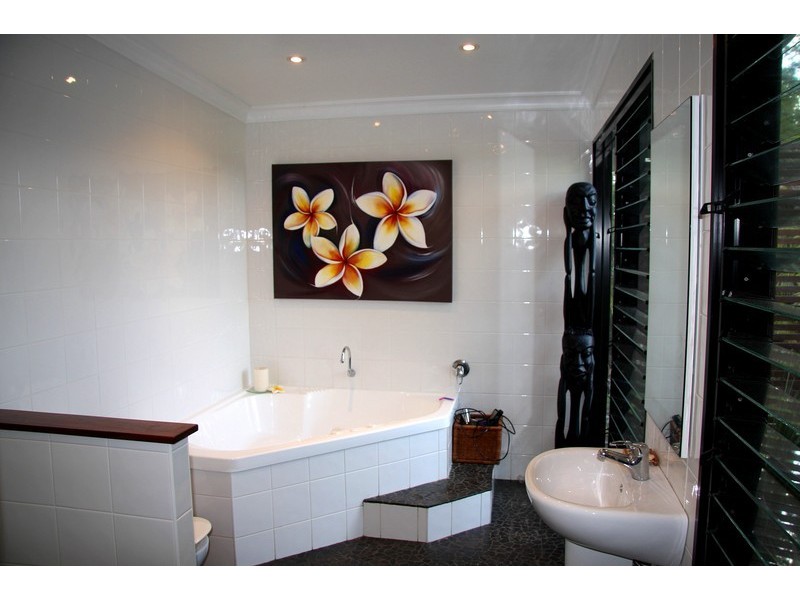 9 Cookes Lane, Scotts Head NSW 2447