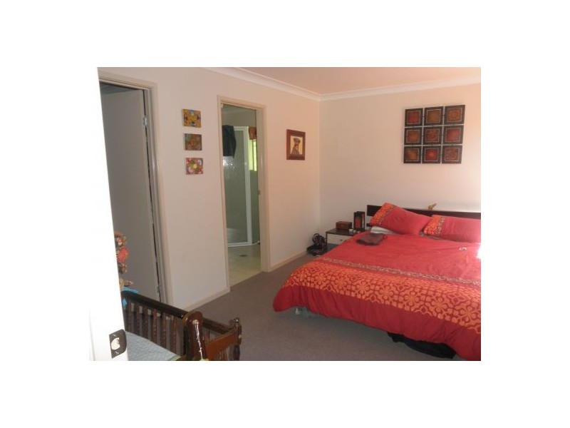 4 Hobson Cl, Bellingen NSW 2454