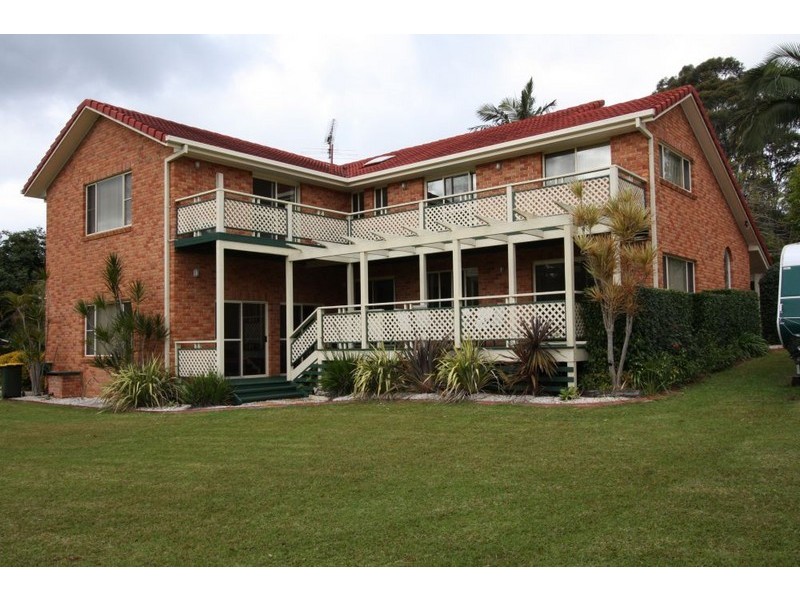1 Bakker Drive, Bonville NSW 2441