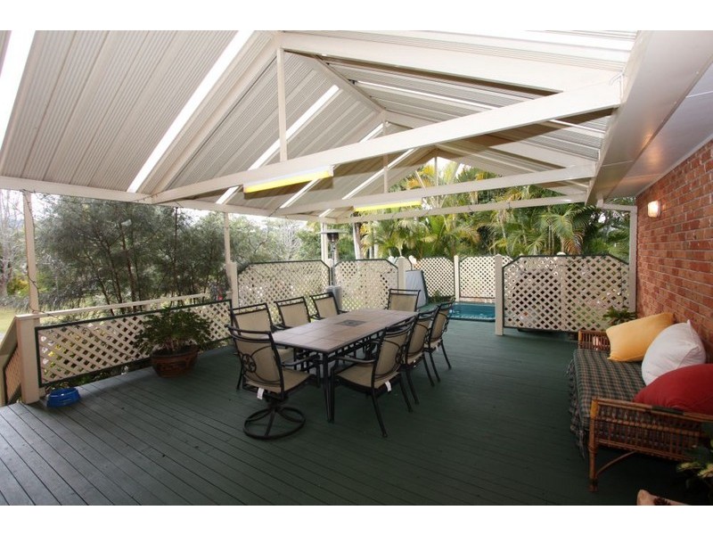 1 Bakker Drive, Bonville NSW 2441