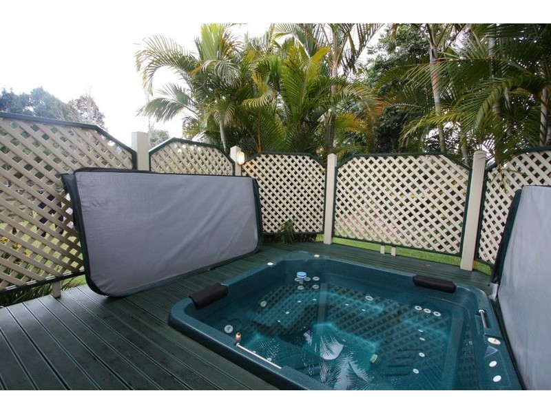 1 Bakker Drive, Bonville NSW 2441