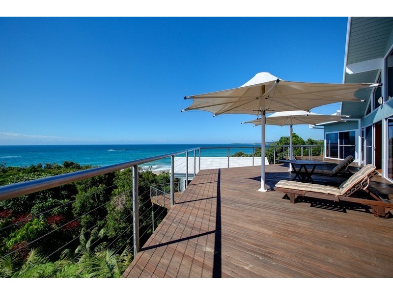 16a Elouera Drive, Sapphire Beach NSW 2450