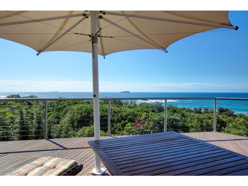 16a Elouera Drive, Sapphire Beach NSW 2450