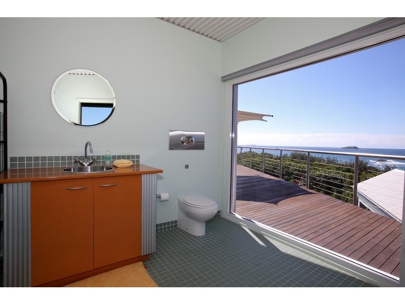 16a Elouera Drive, Sapphire Beach NSW 2450