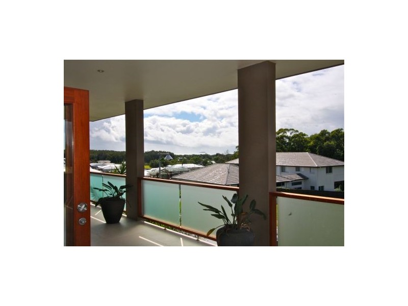 16 San Simeon Circuit, Sapphire Beach NSW 2450