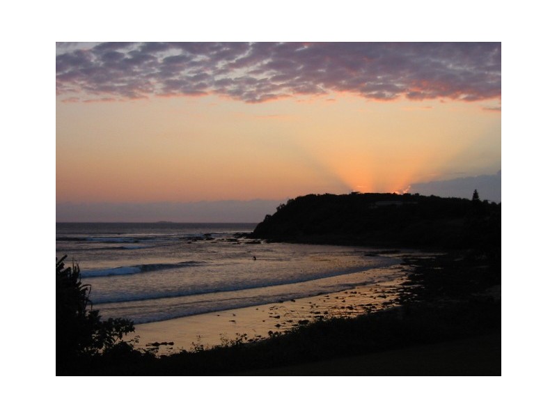 8 First Avenue, Arrawarra Headland NSW 2456