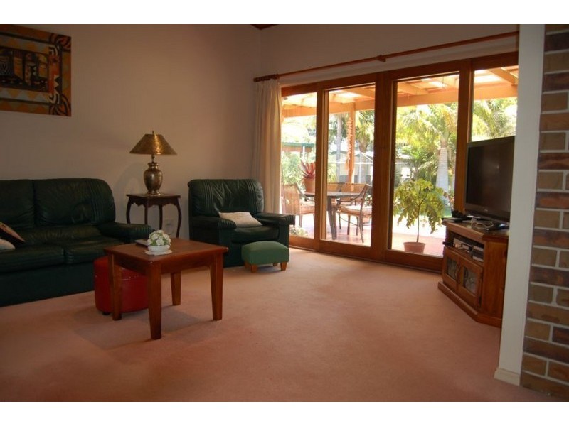 33 Burrawong Prd, Urunga NSW 2455