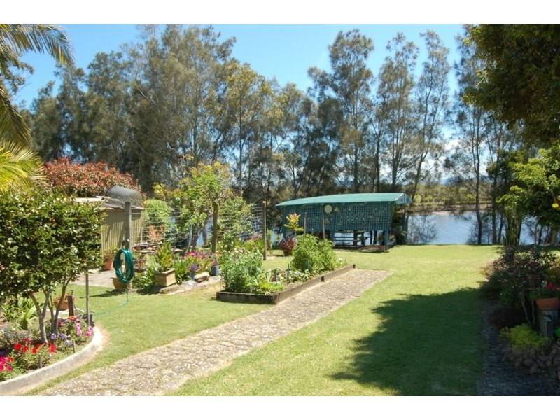 33 Burrawong Prd, Urunga NSW 2455