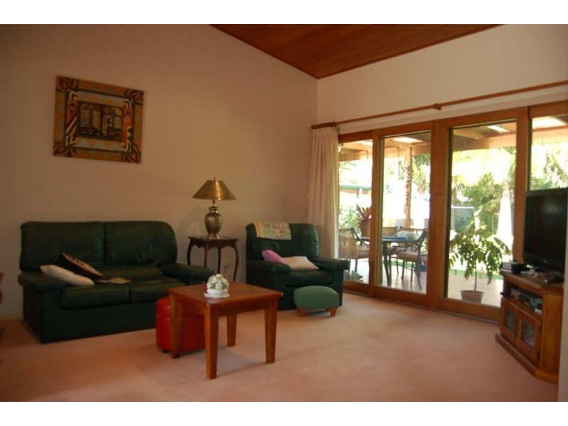 33 Burrawong Prd, Urunga NSW 2455