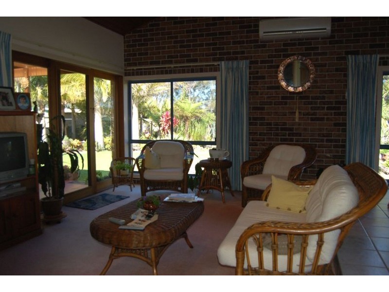 33 Burrawong Prd, Urunga NSW 2455