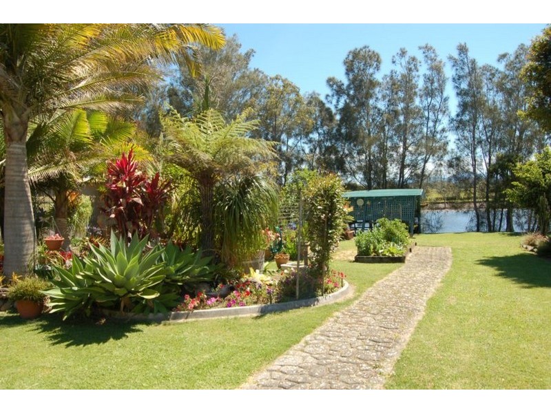 33 Burrawong Prd, Urunga NSW 2455