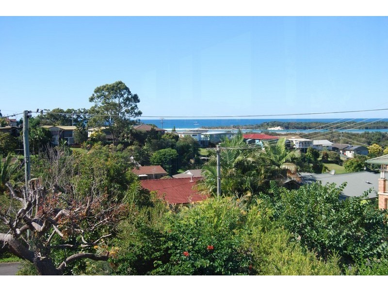 14 Pelican Cres, Nambucca Heads NSW 2448