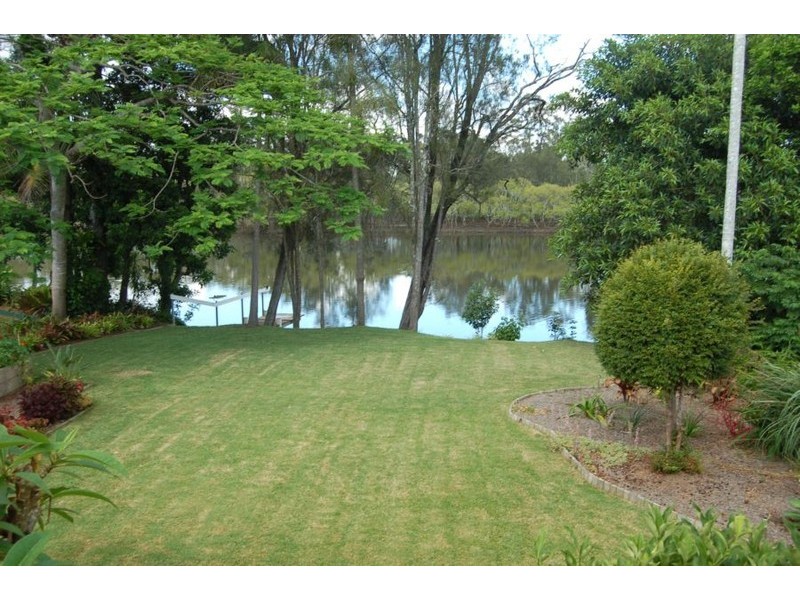 7 Marshall Place Newry Island, Urunga NSW 2455