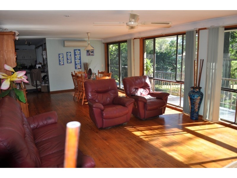 25 Shearer Drive, Woolgoolga NSW 2456