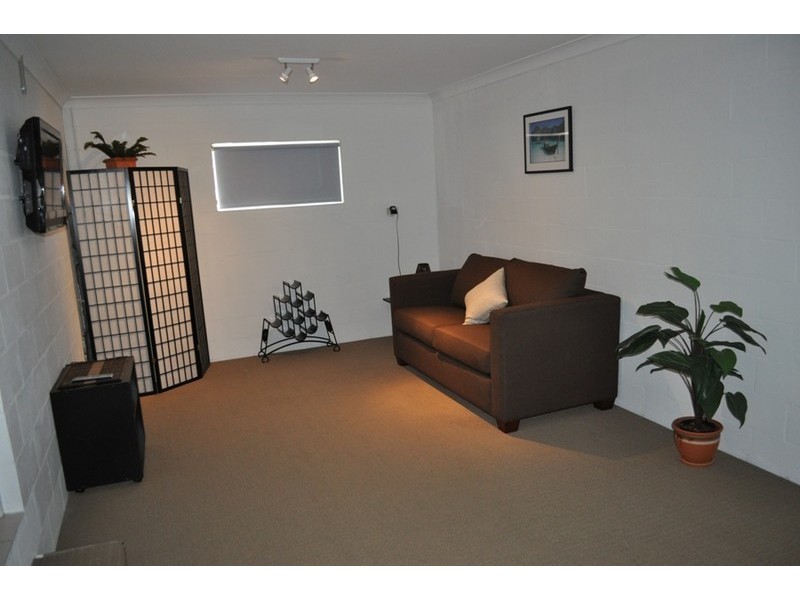 1/5 Melissa Place, Woolgoolga NSW 2456