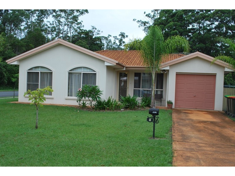 1 Charkate Close, Boambee East NSW 2452