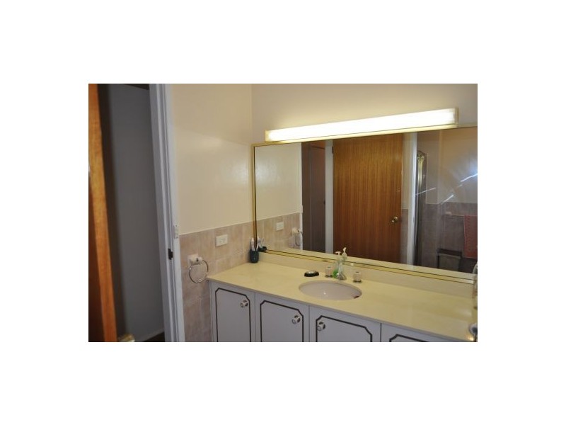 160 Wallace Street, Macksville NSW 2447