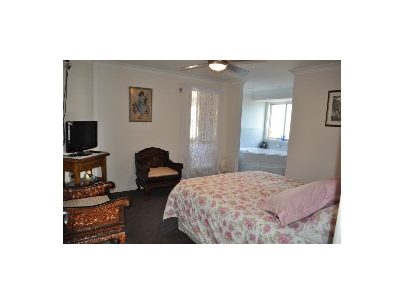 13 Vista Close, Woolgoolga NSW 2456