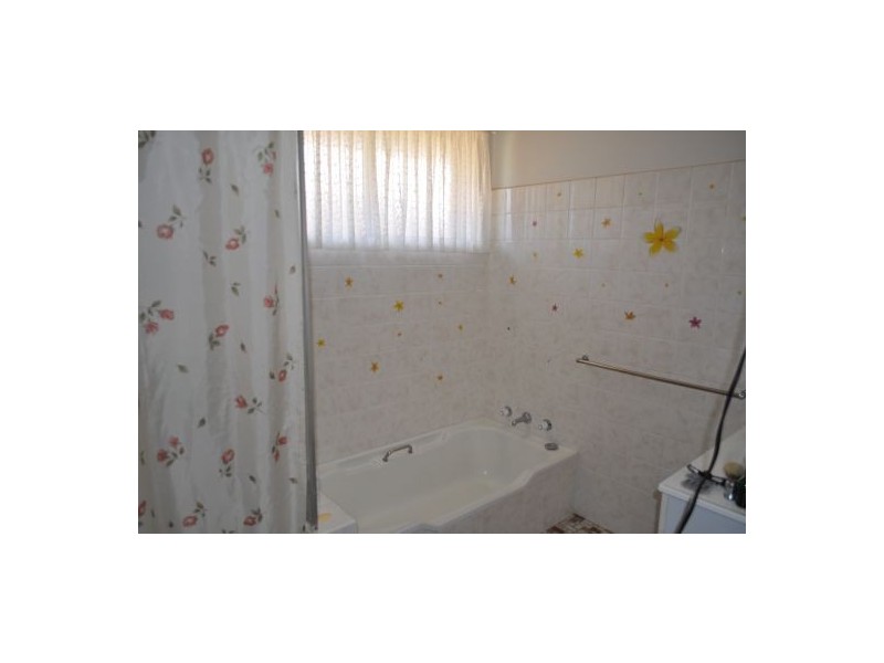 37 Boundary Street, Macksville NSW 2447