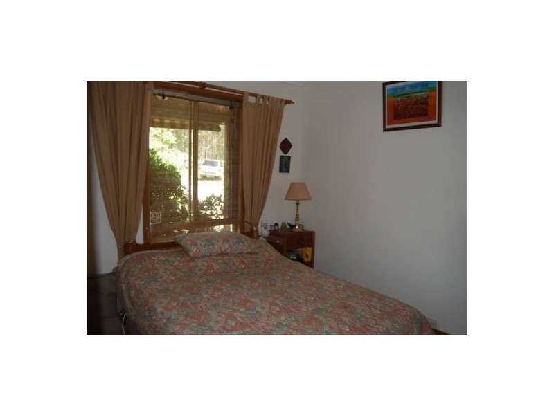 7216 Pacific Highway, Valla NSW 2448