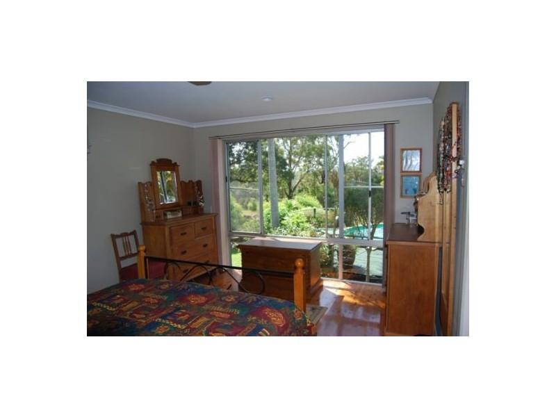7216 Pacific Highway, Valla NSW 2448