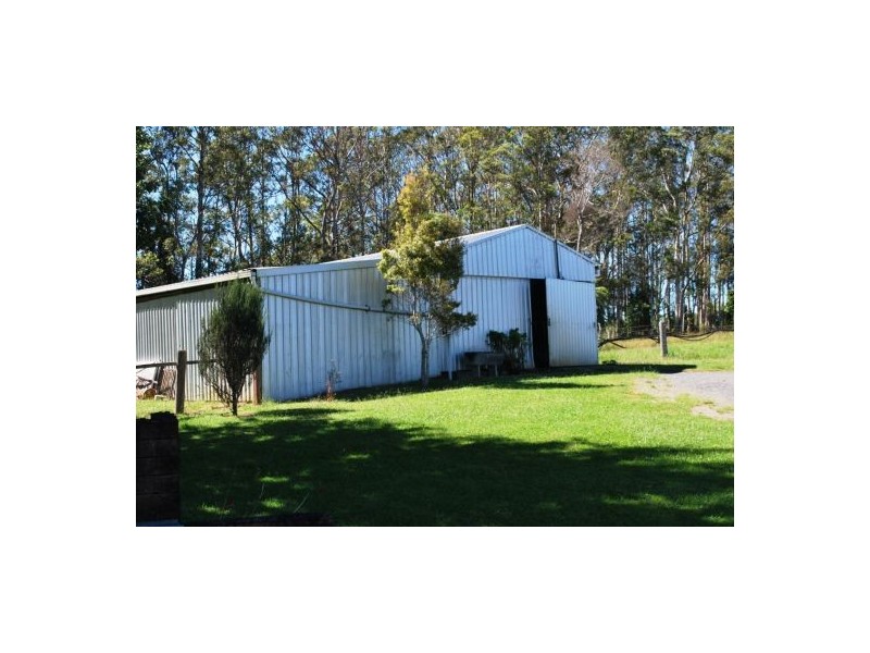 100 Camp Creek Road, Lowanna NSW 2450