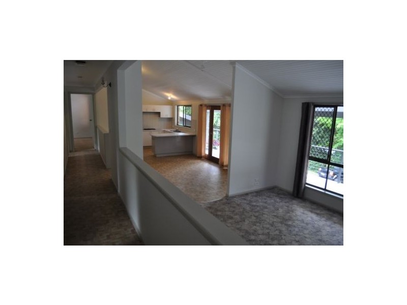 16 Emerald Heights Drive, Emerald Beach NSW 2456