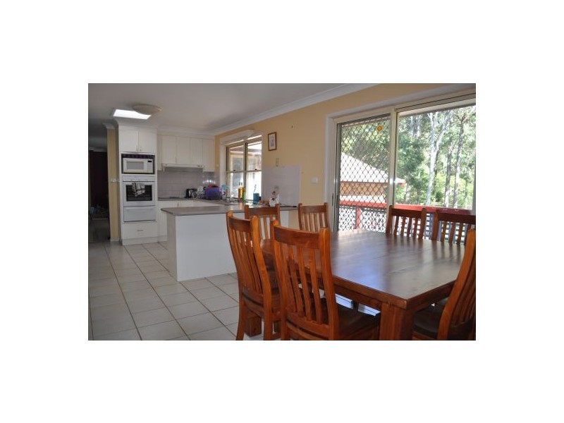 8 Anselmo Close, Emerald Beach NSW 2456