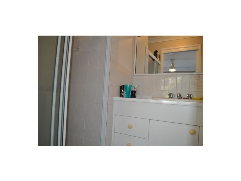 8 Anselmo Close, Emerald Beach NSW 2456