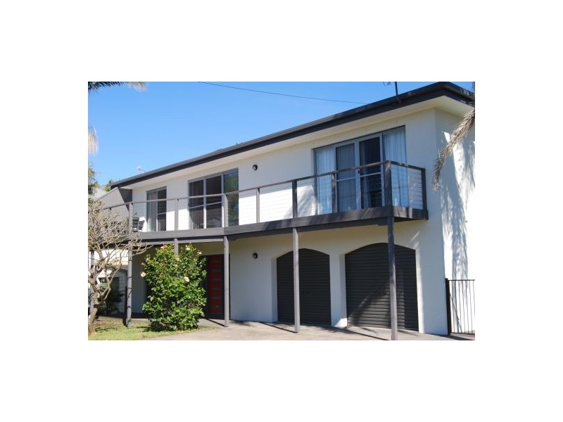 52 Sandy’s Beach Drive, Sandy Beach NSW 2456