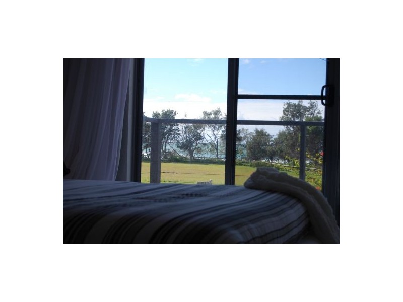 52 Sandy’s Beach Drive, Sandy Beach NSW 2456