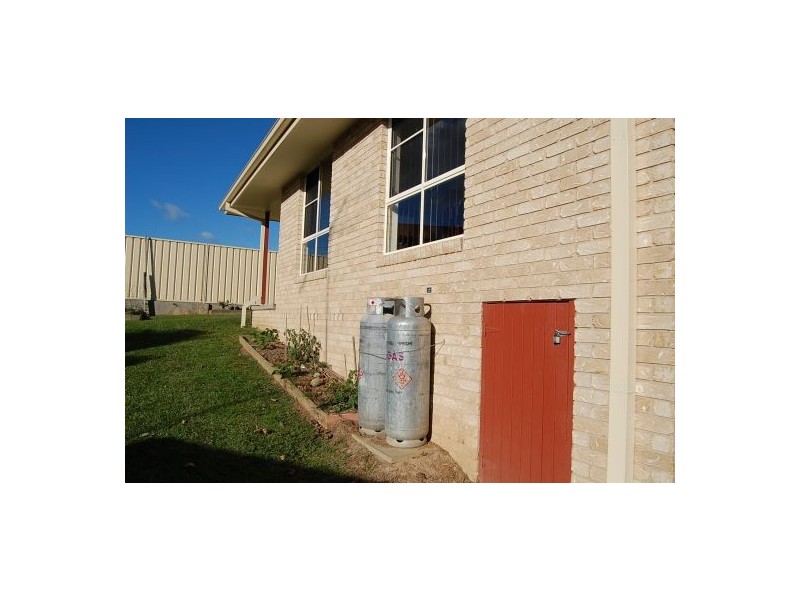12 Grant Crescent, Macksville NSW 2447