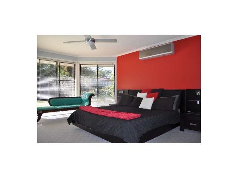 10 Topaz Drive, Emerald Beach NSW 2456