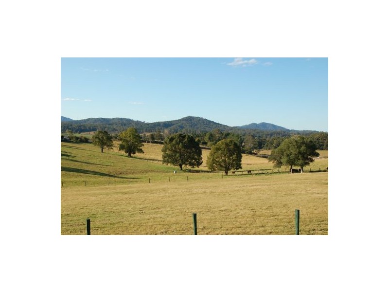 37 Hillview Drive, Congarinni North NSW 2447