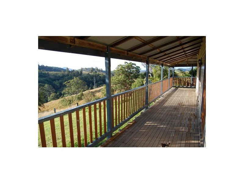 521 Greenhills Rd, Taylors Arm NSW 2447