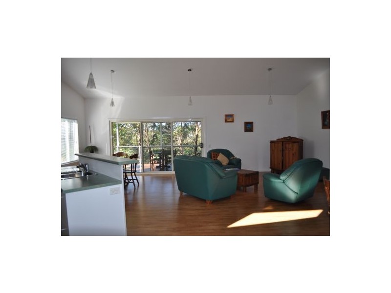 6 Strawberry Close, Woolgoolga NSW 2456
