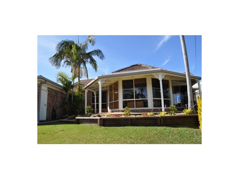 4 Amiee Place, Woolgoolga NSW 2456