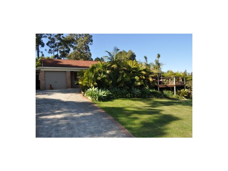42 Poynten Drive, Emerald Beach NSW 2456