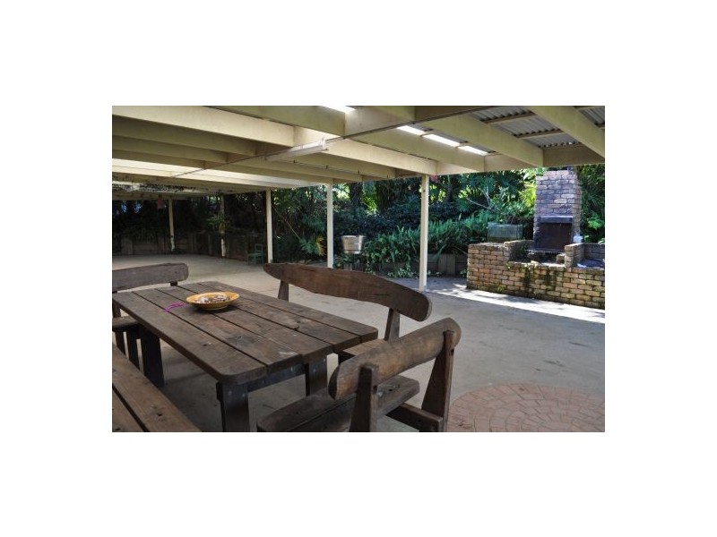 42 Poynten Drive, Emerald Beach NSW 2456