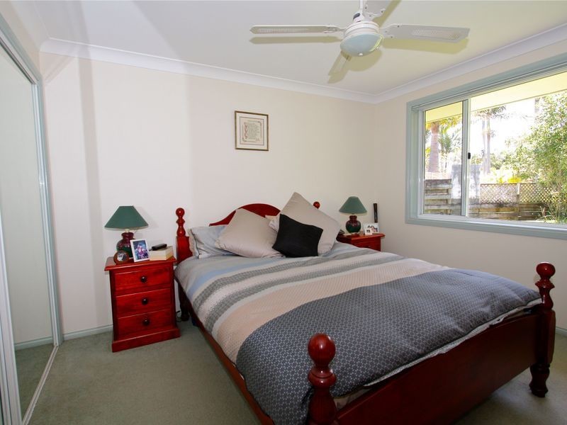2 Marlin Close, Emerald Beach NSW 2456