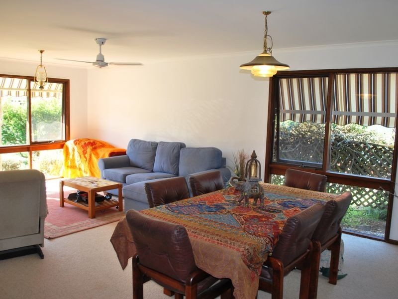 11 Robert Garrett Street, Coffs Harbour NSW 2450