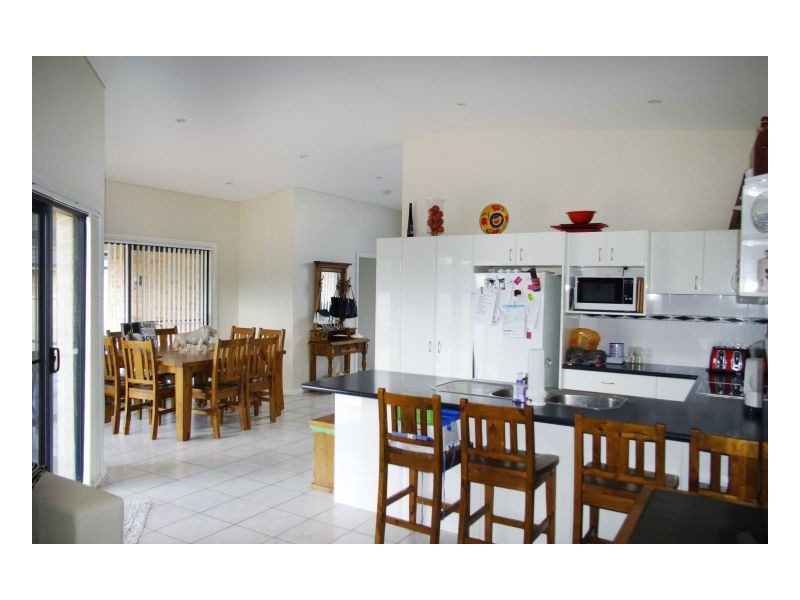 12 Bluehaven Drive, Old Bar NSW 2430