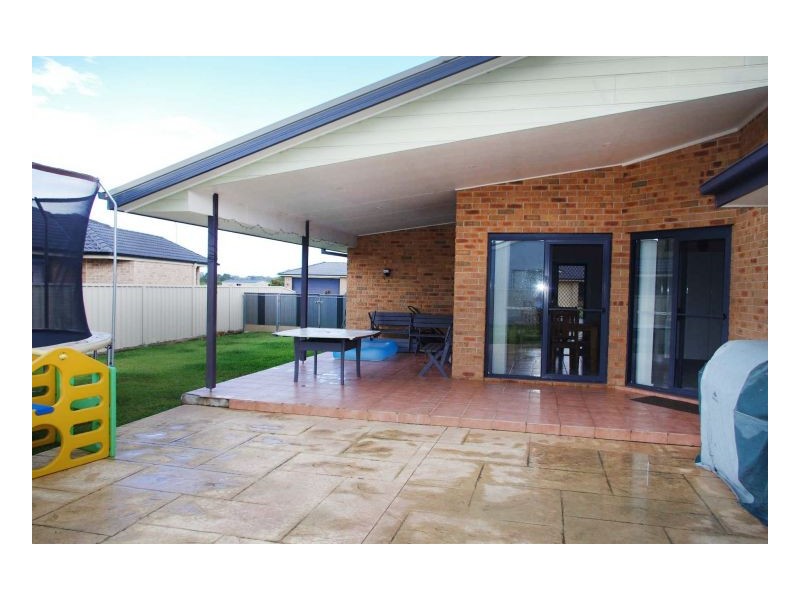 12 Bluehaven Drive, Old Bar NSW 2430