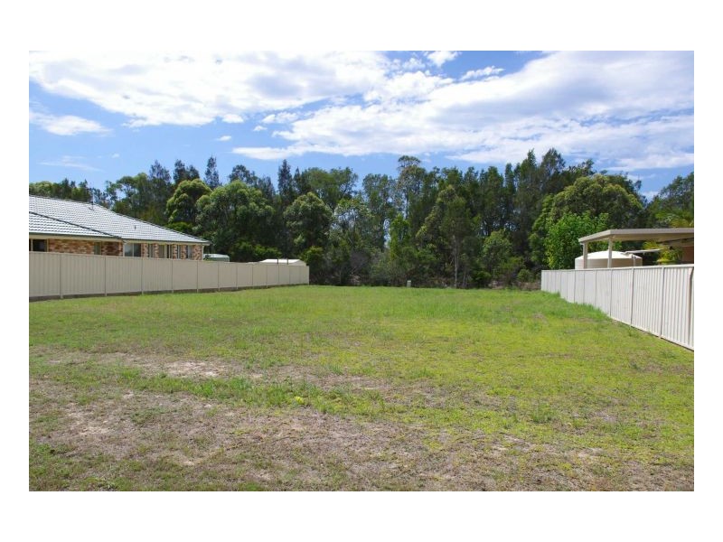 31 Ivy Crescent, Old Bar NSW 2430