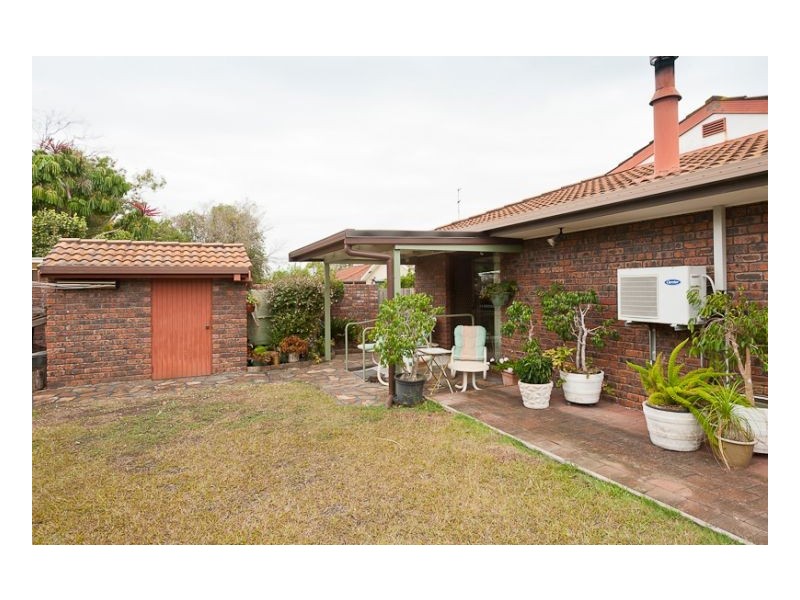 15 Casuarina Close, Old Bar NSW 2430
