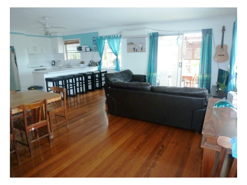 8 Waterman Street, Old Bar NSW 2430