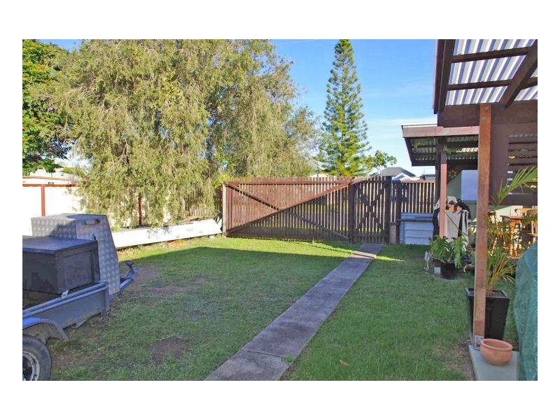 8 Waterman Street, Old Bar NSW 2430