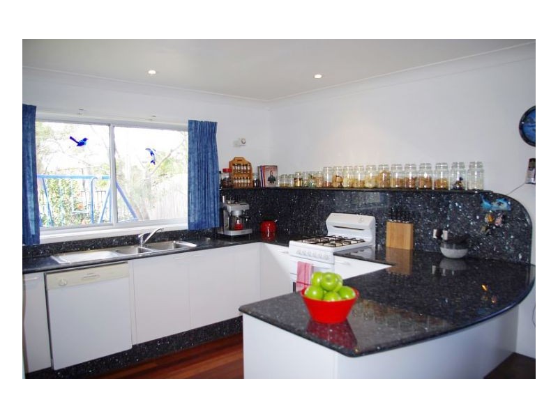21 Hall Street, Old Bar NSW 2430