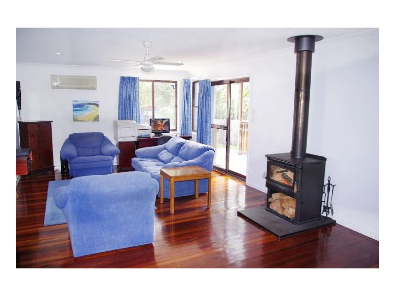 21 Hall Street, Old Bar NSW 2430