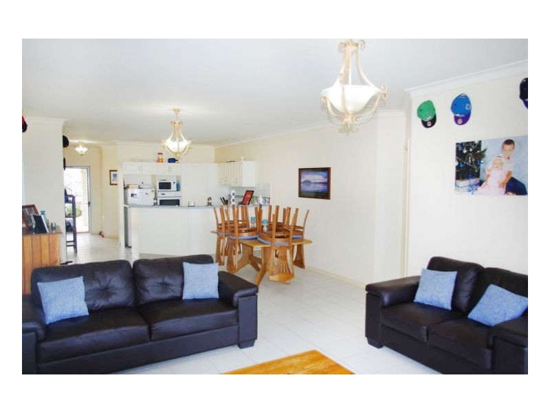 16/32 Lewis Street, Old Bar NSW 2430